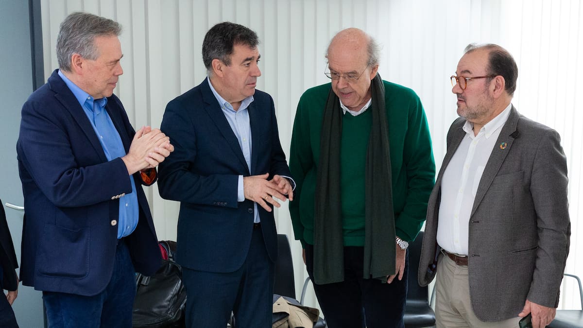 El conselleiro de Educación advierte sobre el acuerdo de Medicina: "Estamos en tiempo de descuento"