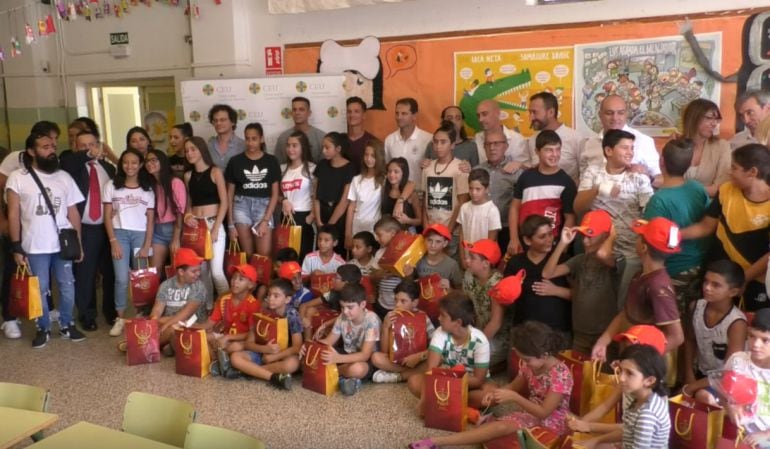 Rubiales en su visita al CEIP Mediterráneo de Elche