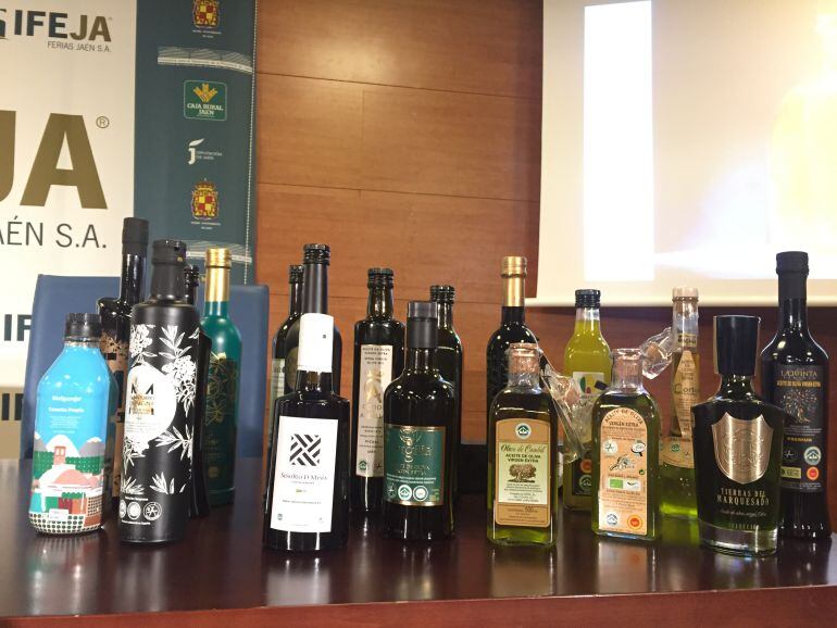 Exposición de los aceites presentados