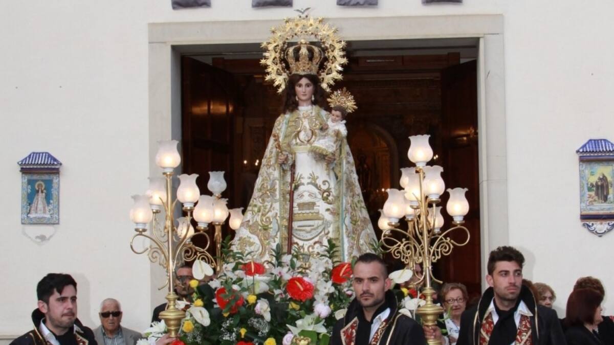 Salinas vibra con las fiestas de Moros y Cristianos 2024