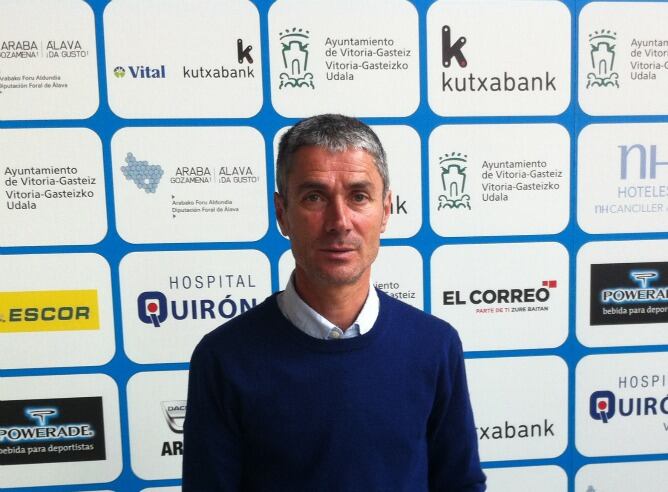 Martín Fiz ha presentado esta mañana el Maratón del 11 de mayo en Vitoria.