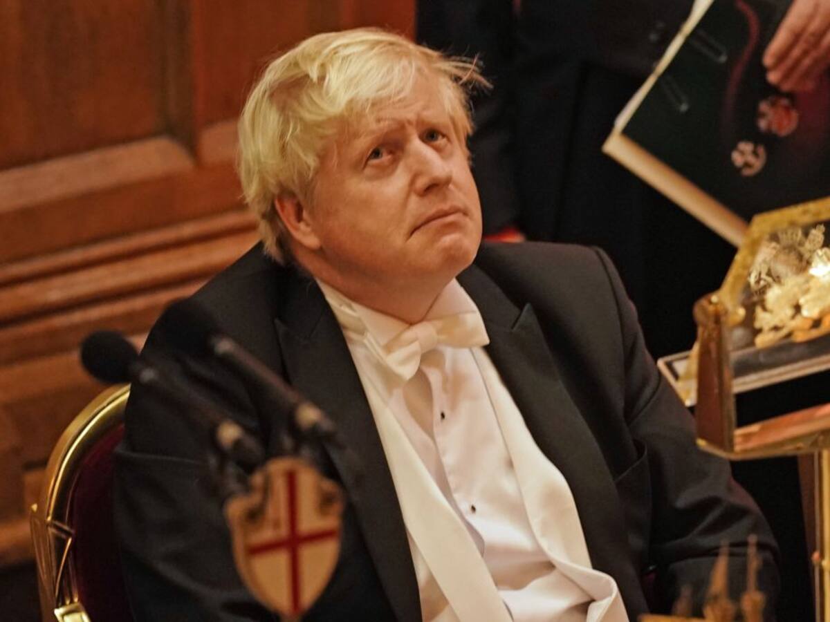 Reino Unido sorprende con un modelo de convivencia con ómicron sin restricciones y basado en la vacunación