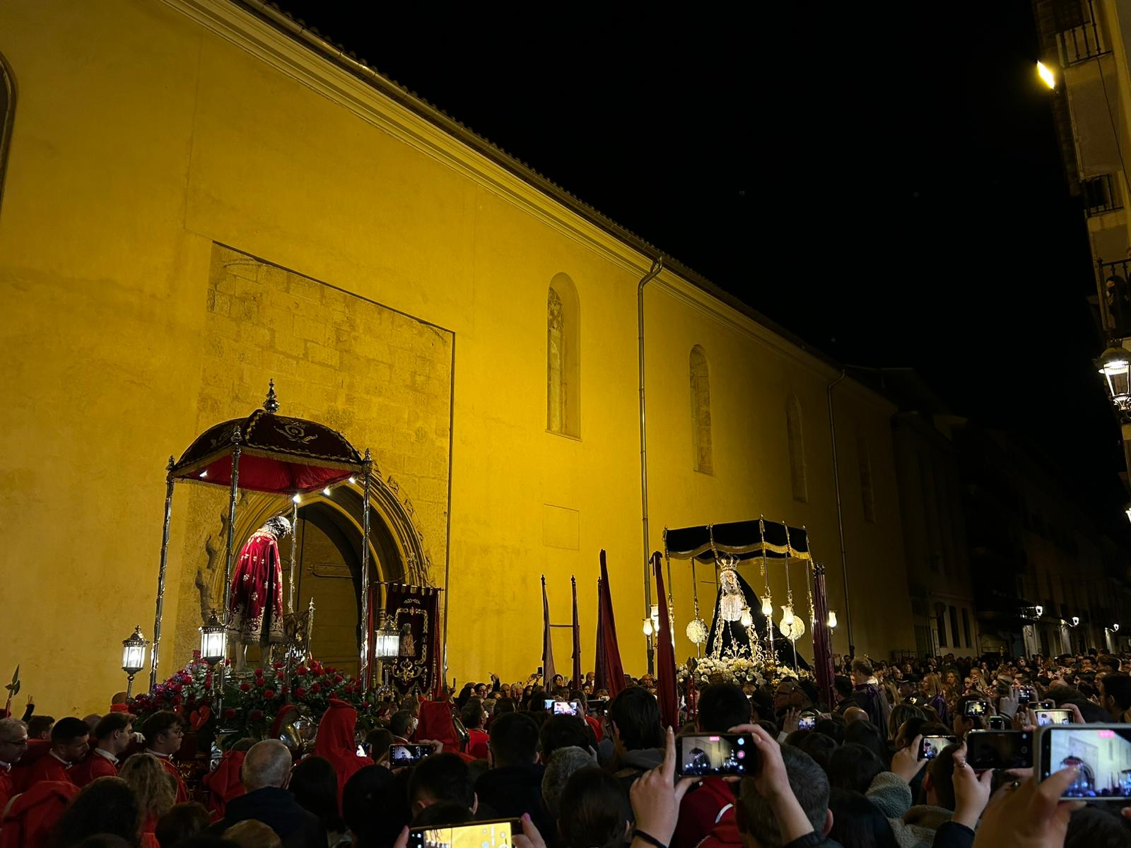 Acto de Les Cortesies en la Semana Santa de Xàtiva