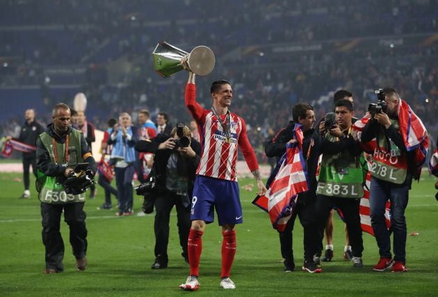 Fernando Torres con la UEFA Europa League.