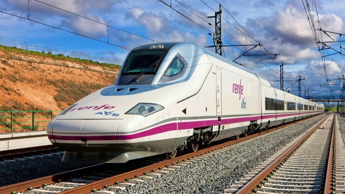 Tren de alta velocidad Renfe, imagen de archivo.