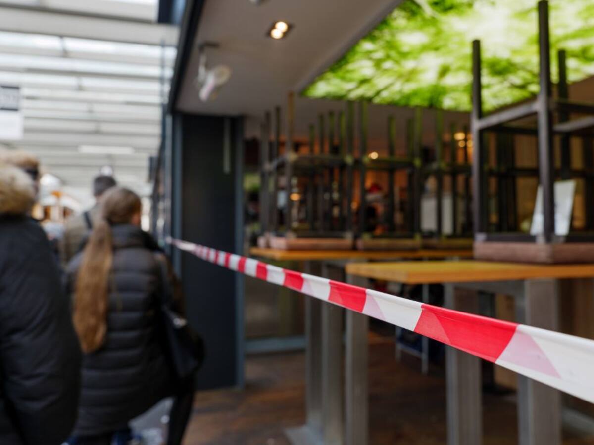 "No voy a abrir porque no quiero seguir perdiendo dinero": los hosteleros insisten en que no pueden subsistir