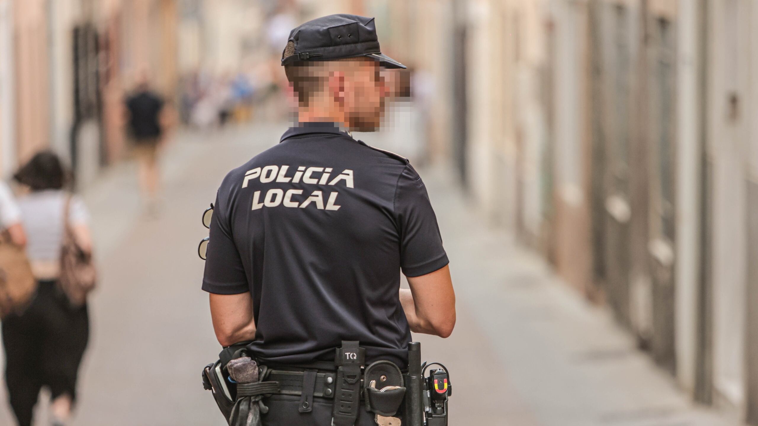 Imagen de archivo de un agente de la Policía Local de Petrer