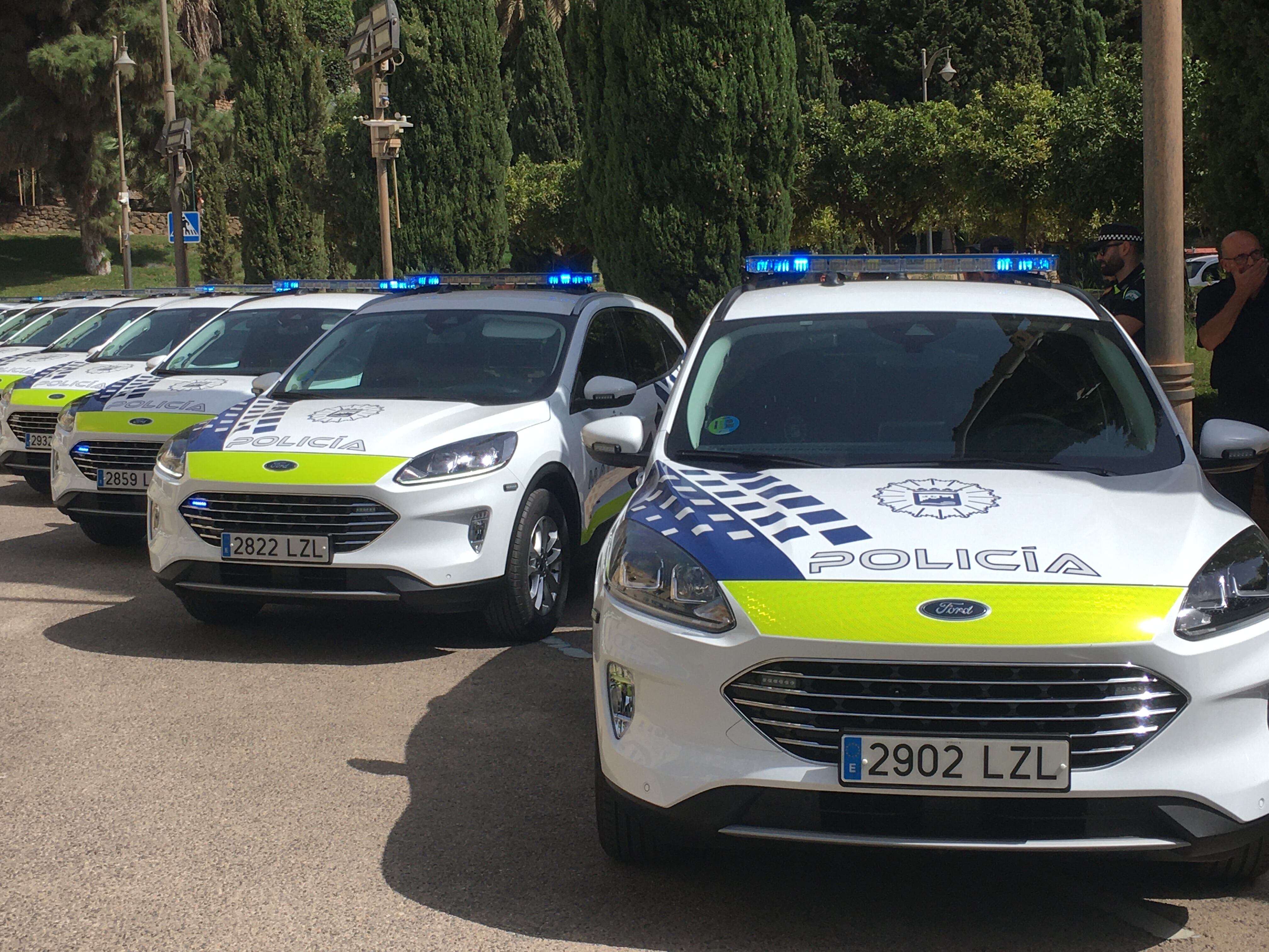 La Policía Local renueva su flota con 22 Ford Kuga adaptados para patrulla y un furgón Mercedes Sprinter para uso de la Unidad Canina