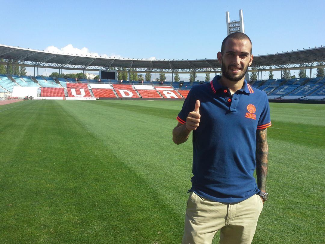 Alex Vidal quiere volver al Almería.