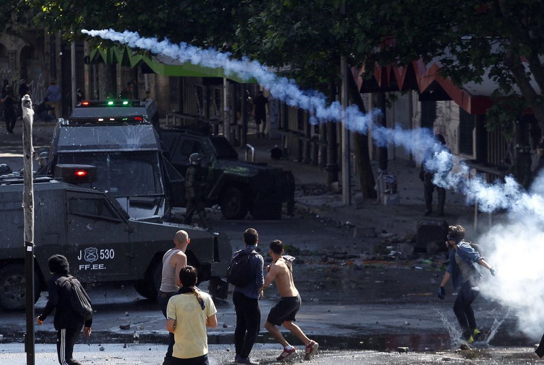 Protestas contra el gobierno de Chile en Santiago.