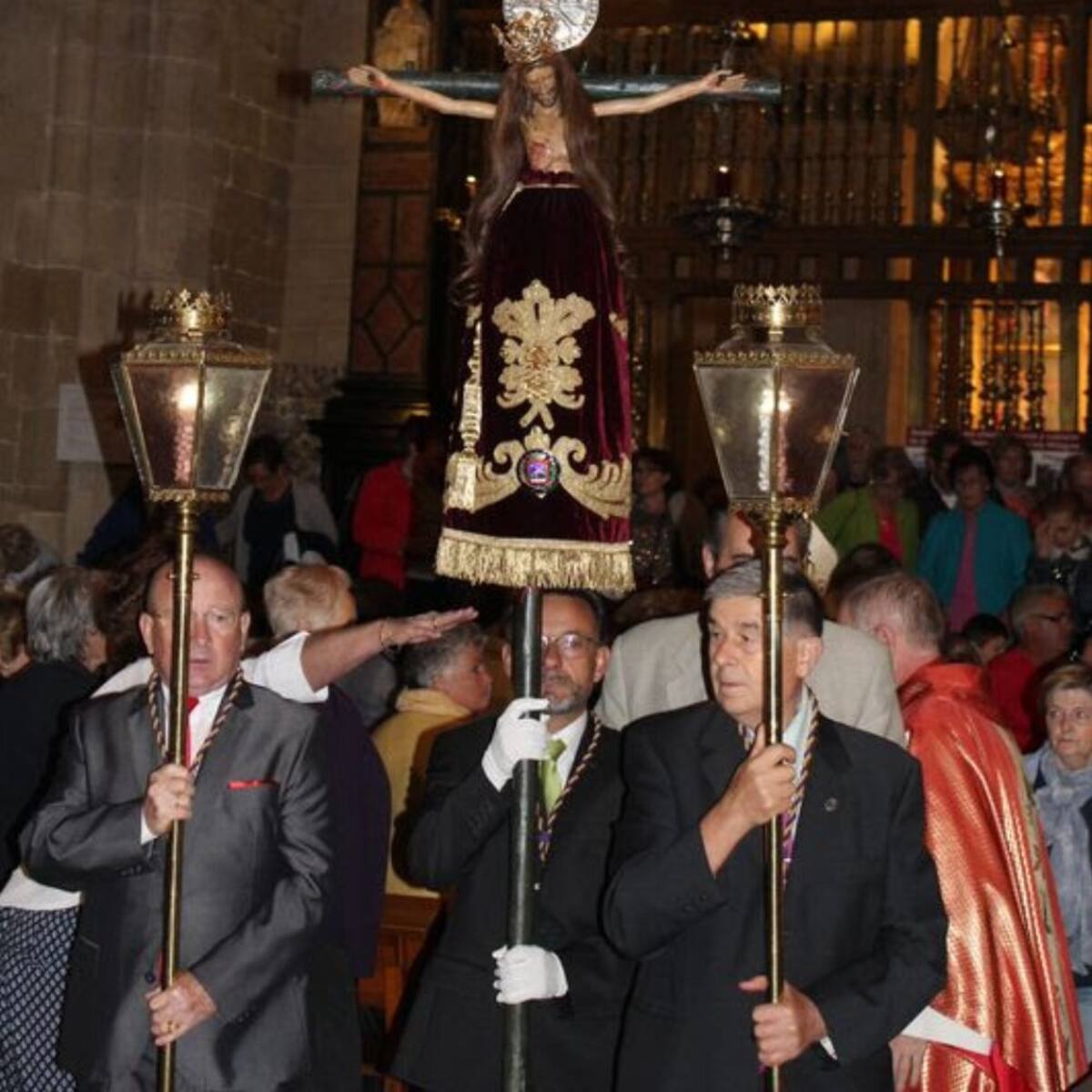 Nuevo acto de la Cofradía, que presentará a los niños al Santo Cristo de los Milagros