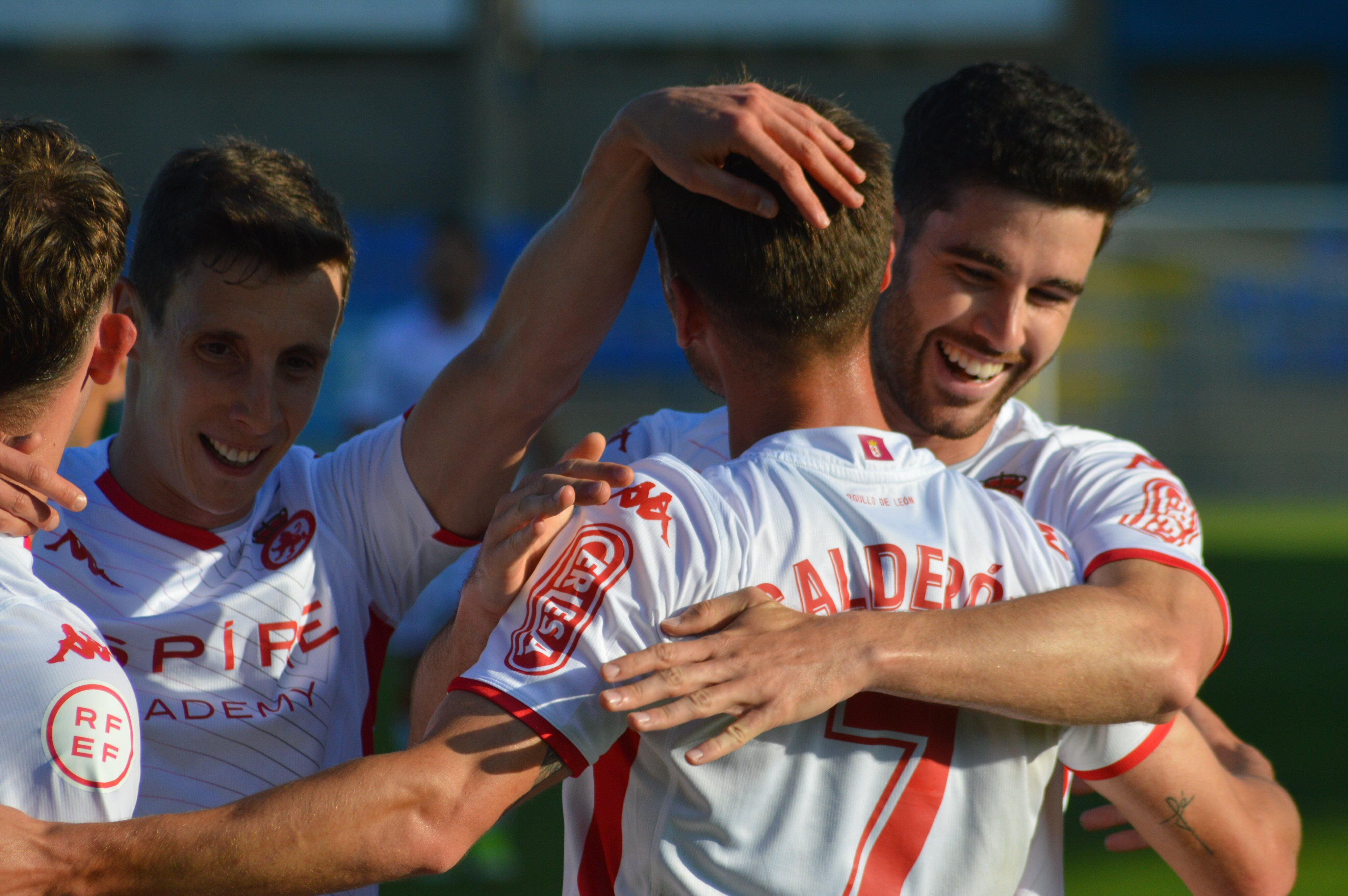 Calderón y Escudero marcaron los goles de la Cultural.