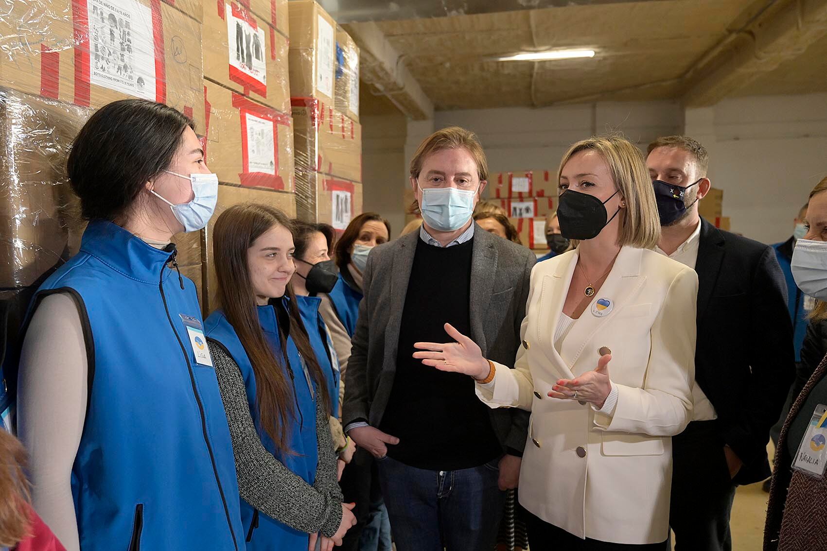 A CoruñaA conselleira de Política Social, Fabiola García, acompañada do delegado territorial da Xunta na Coruña, Gonzalo Trenor, visitan o almacén da Asociación Galega de Axuda (AGA- Ucraína)12/04/2022Foto: Moncho Fuentes / AGN A Coruña