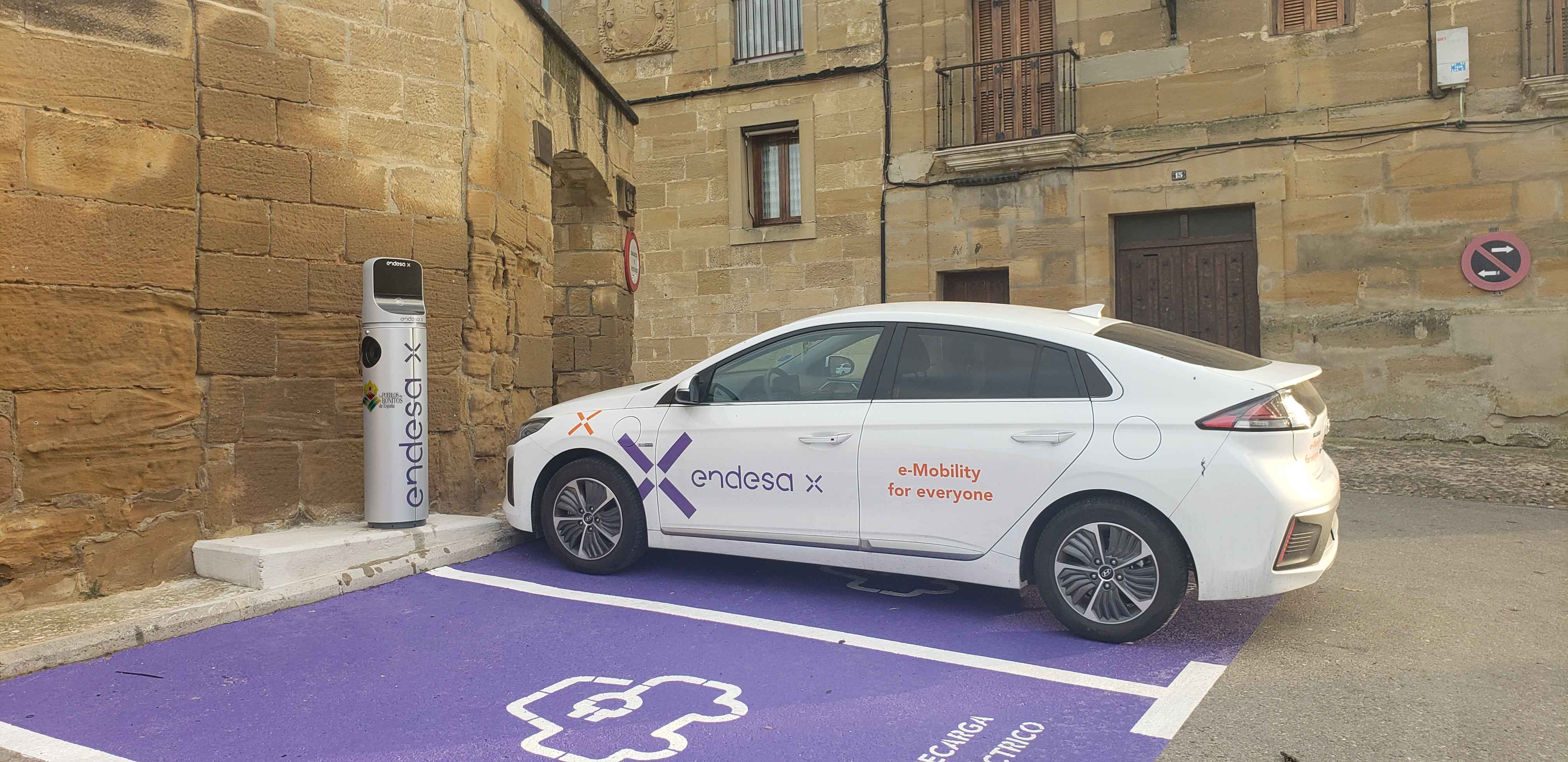 Punto de recarga de Endesa X/Foto Endesa