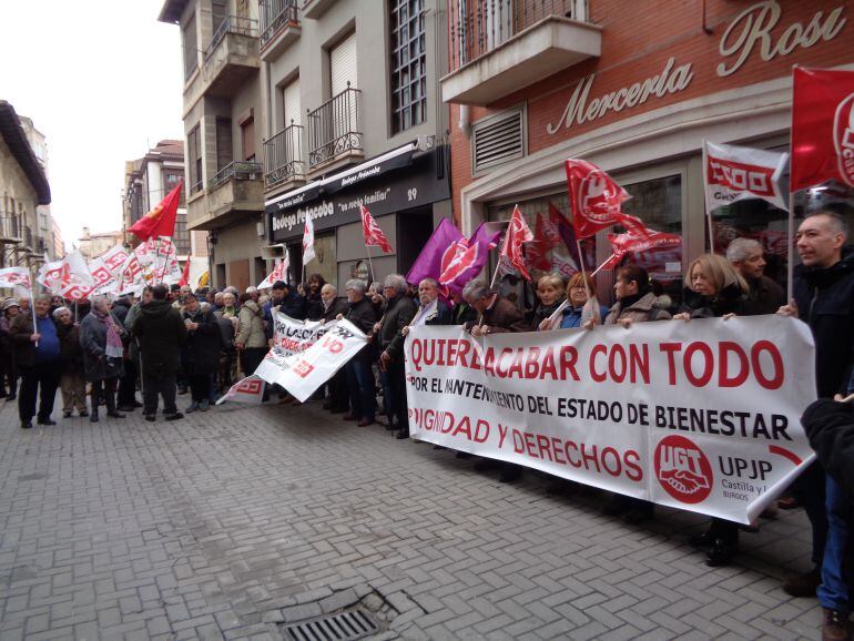Los sindicatos convocan este domingo a la población a manifestarse nuevamente por unas pensiones dignas