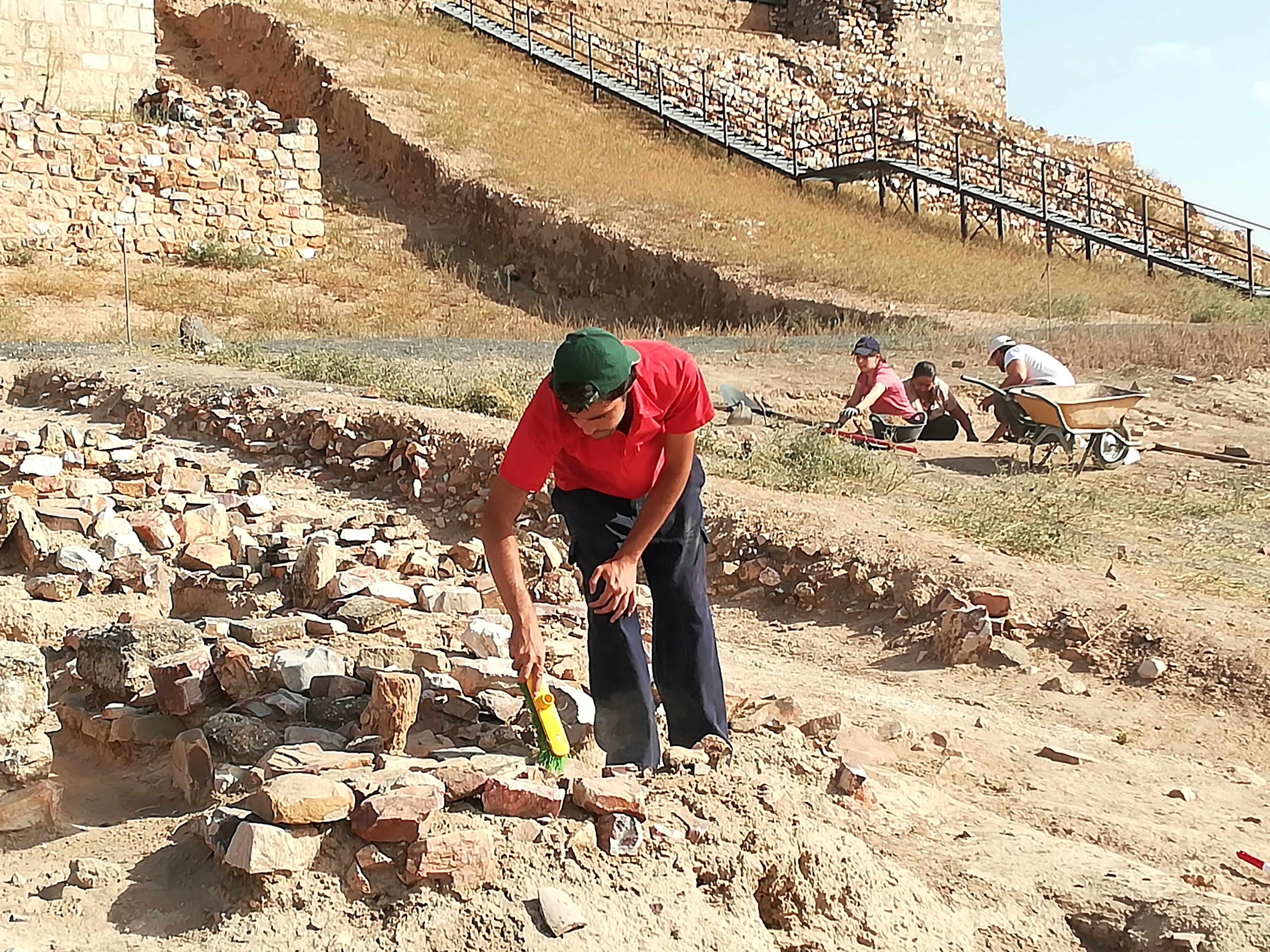 Excavaciones en el yacimiento arqueológico de Alarcos