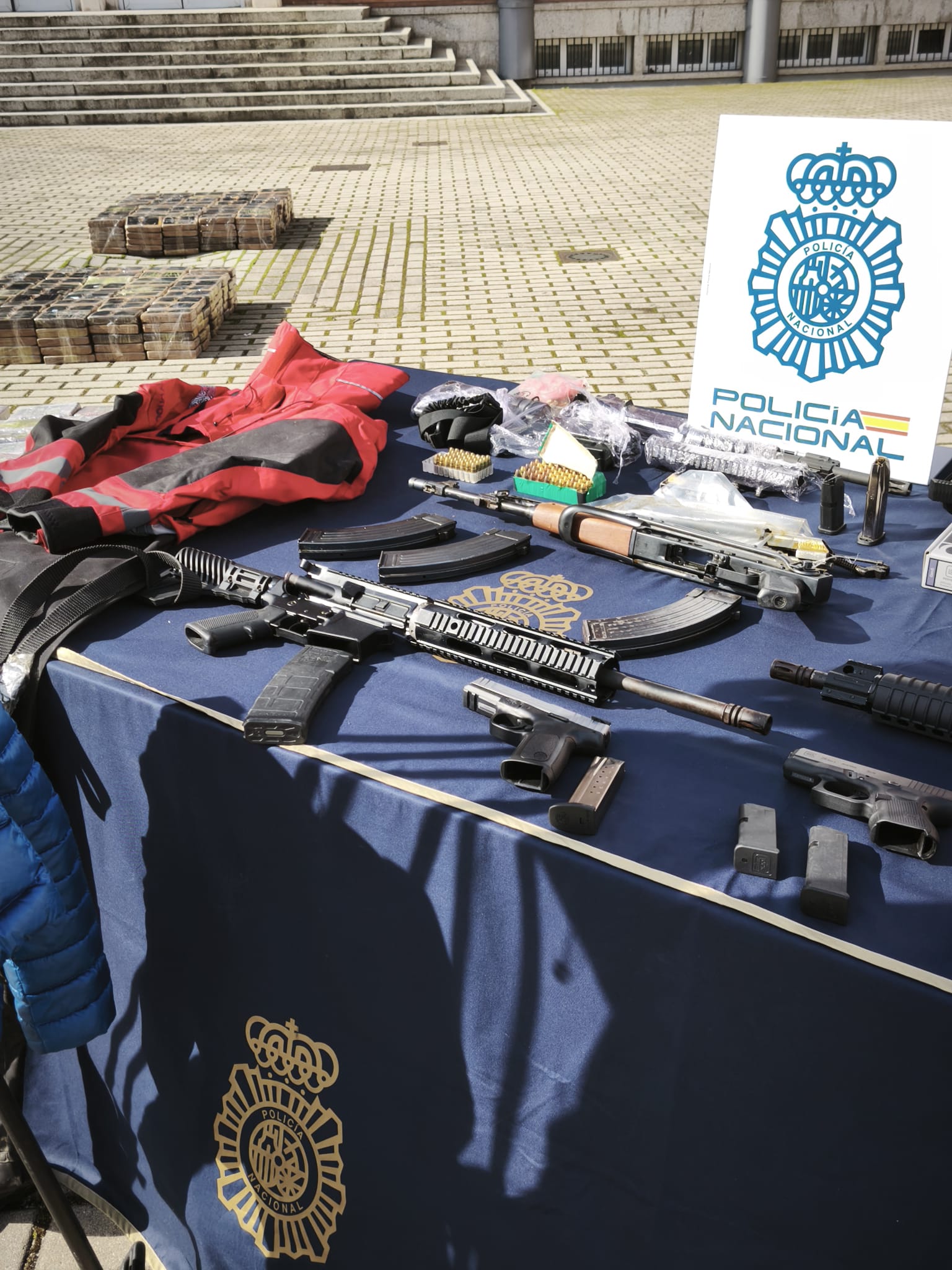 Armas de guerra para los narcos