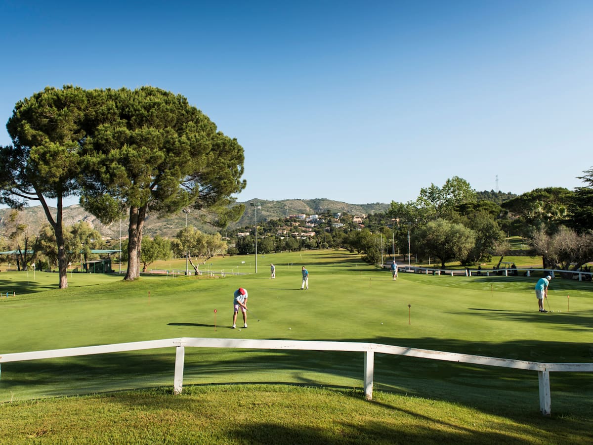 La defensa del golfista Sergio García, Victoriano García y el expresidente de la Diputación, Carlos Fabra, pide el sobreseimiento de la presunta compraventa irregular en La Coma