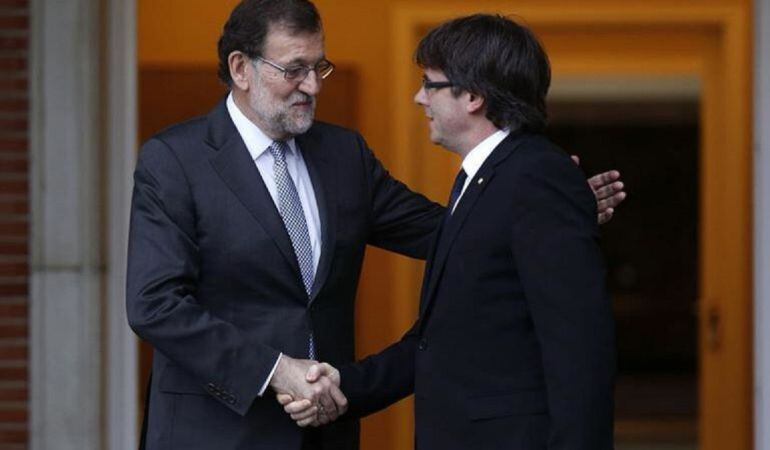 Rajoy y Puigdemont en una imagen de archivo