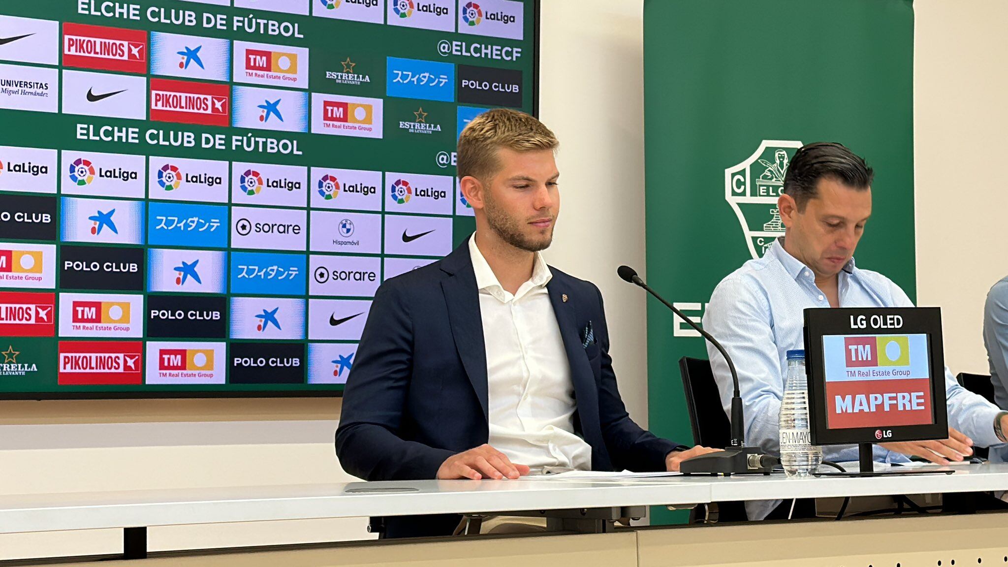Pedro Schinocca en rueda de prensa en el Elche CF