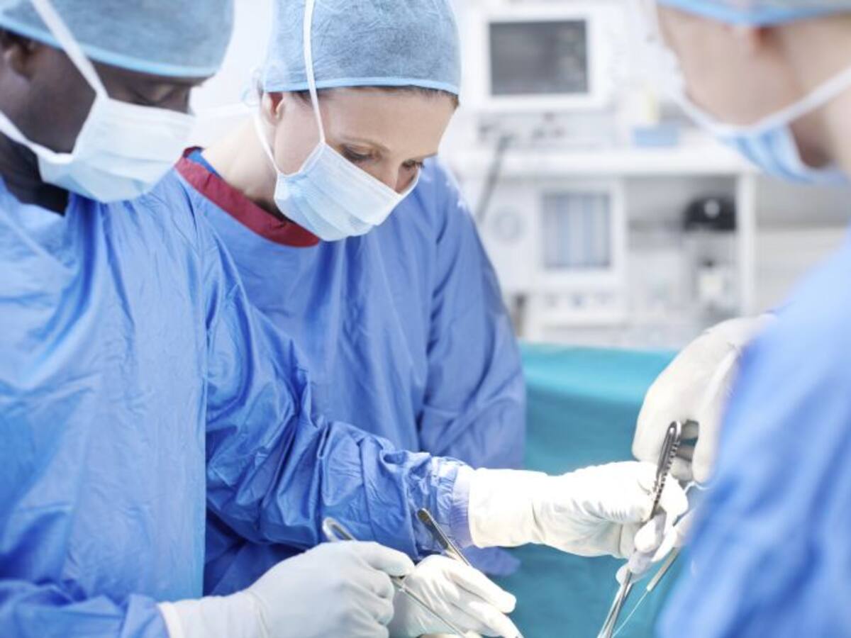 Osakidetza mantiene en 50 días la espera media para operarse