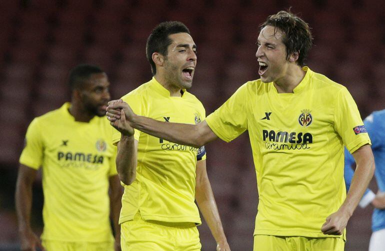 Tomás Pina celebra el gol en San Paolo.