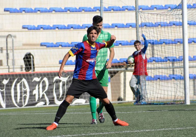 Víctor Armero se marcha del C. D. Eldense