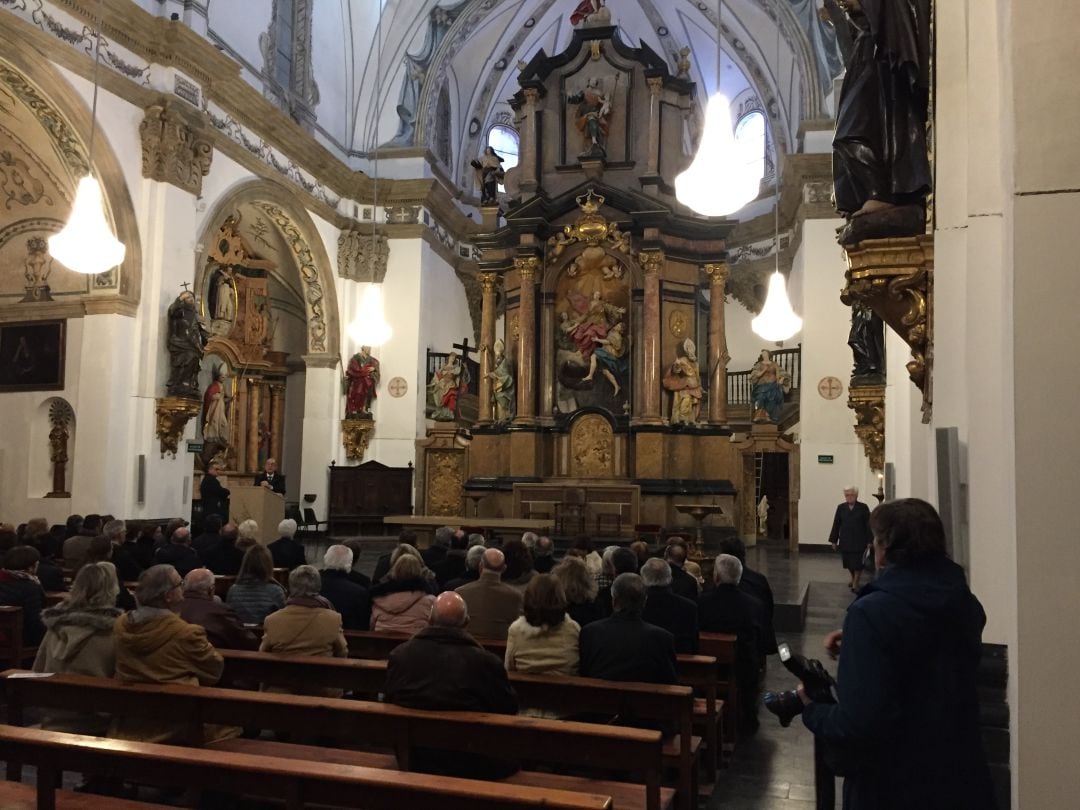 Interior de la iglesia de La Magdalena