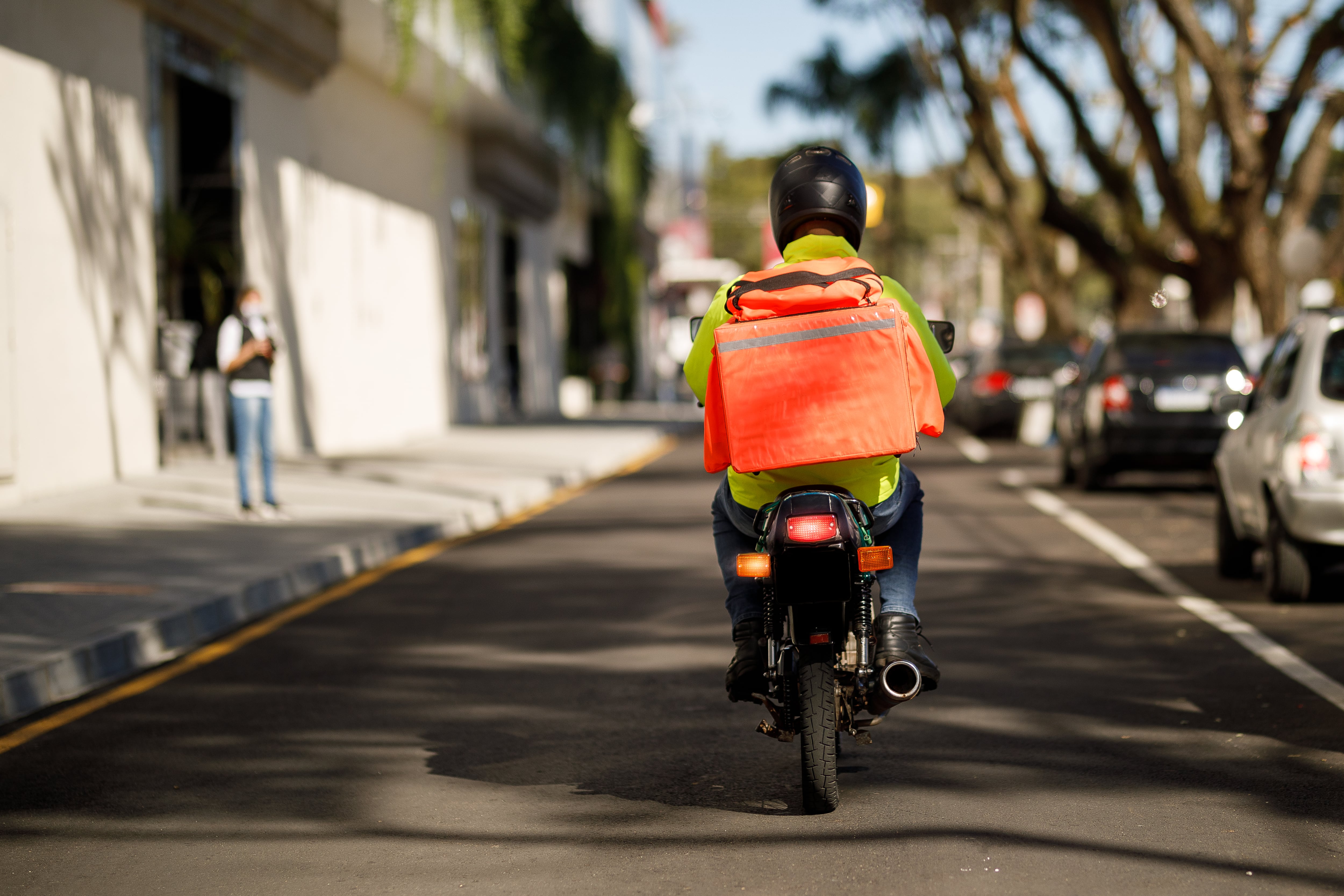 El colectivo de los riders que opera en la Región de Murcia lo compone un grupo altamente masculinizado, según el informe del CES