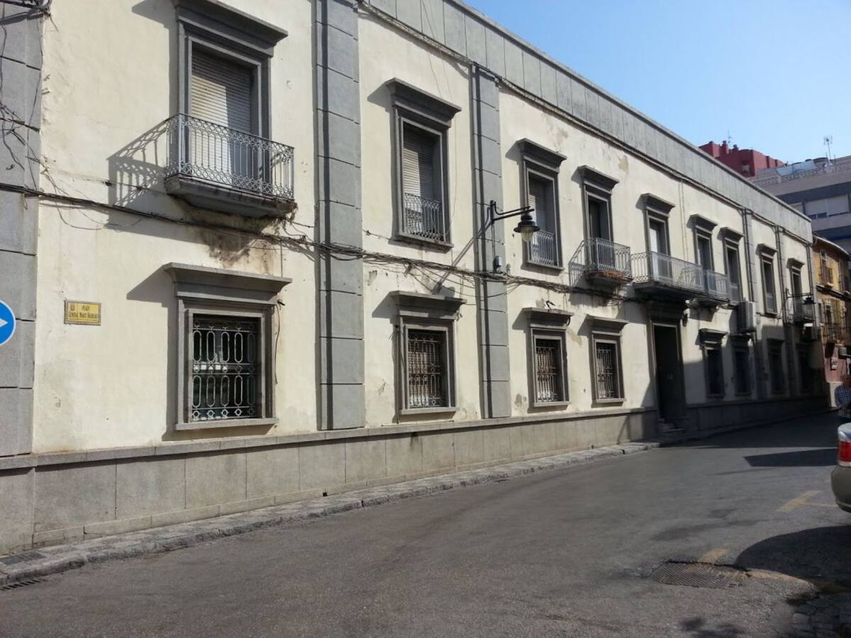 Algeciras acuerda la recuperación del edificio del Gobierno Militar con Defensa