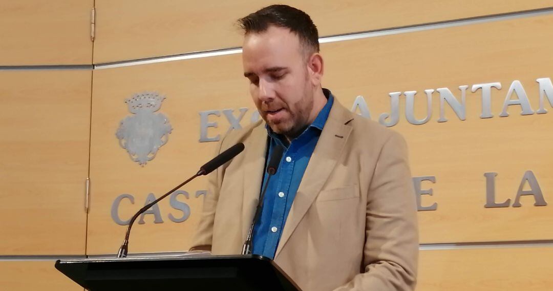 El portavoz de Gobierno de Castelló, Rafa Simó, en rueda de prensa