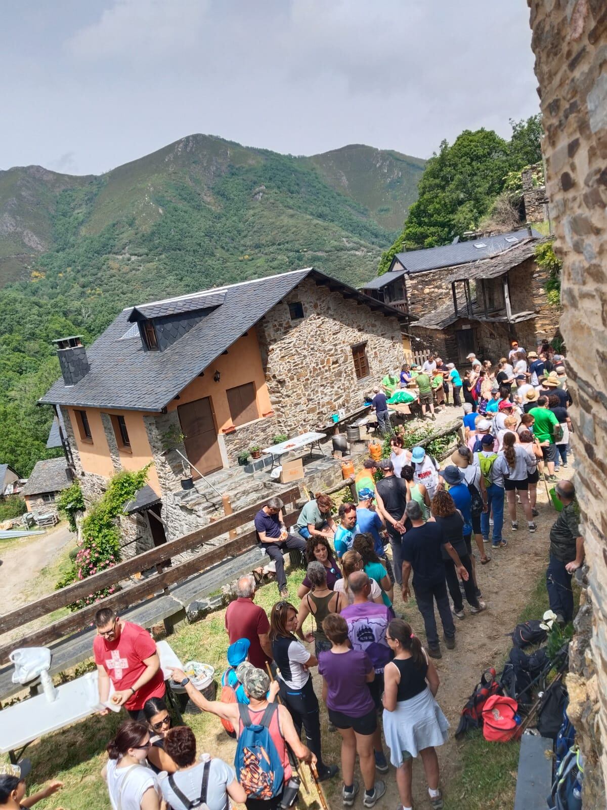 Llegada a San Adrián de Valdueza