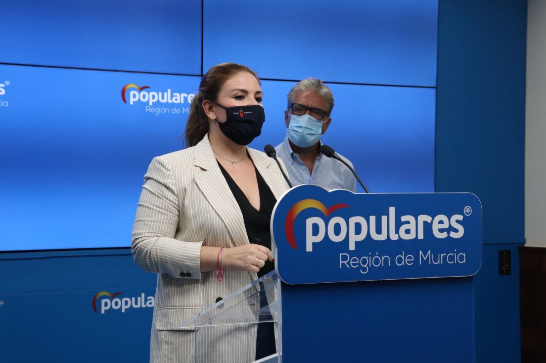 Esperanza Moreno junto a Miguel Ángel Miralles