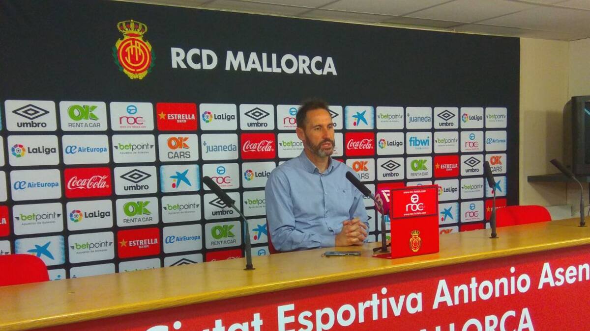 Moreno: "El Extremadura va a defender con la vida mantener la categoría"