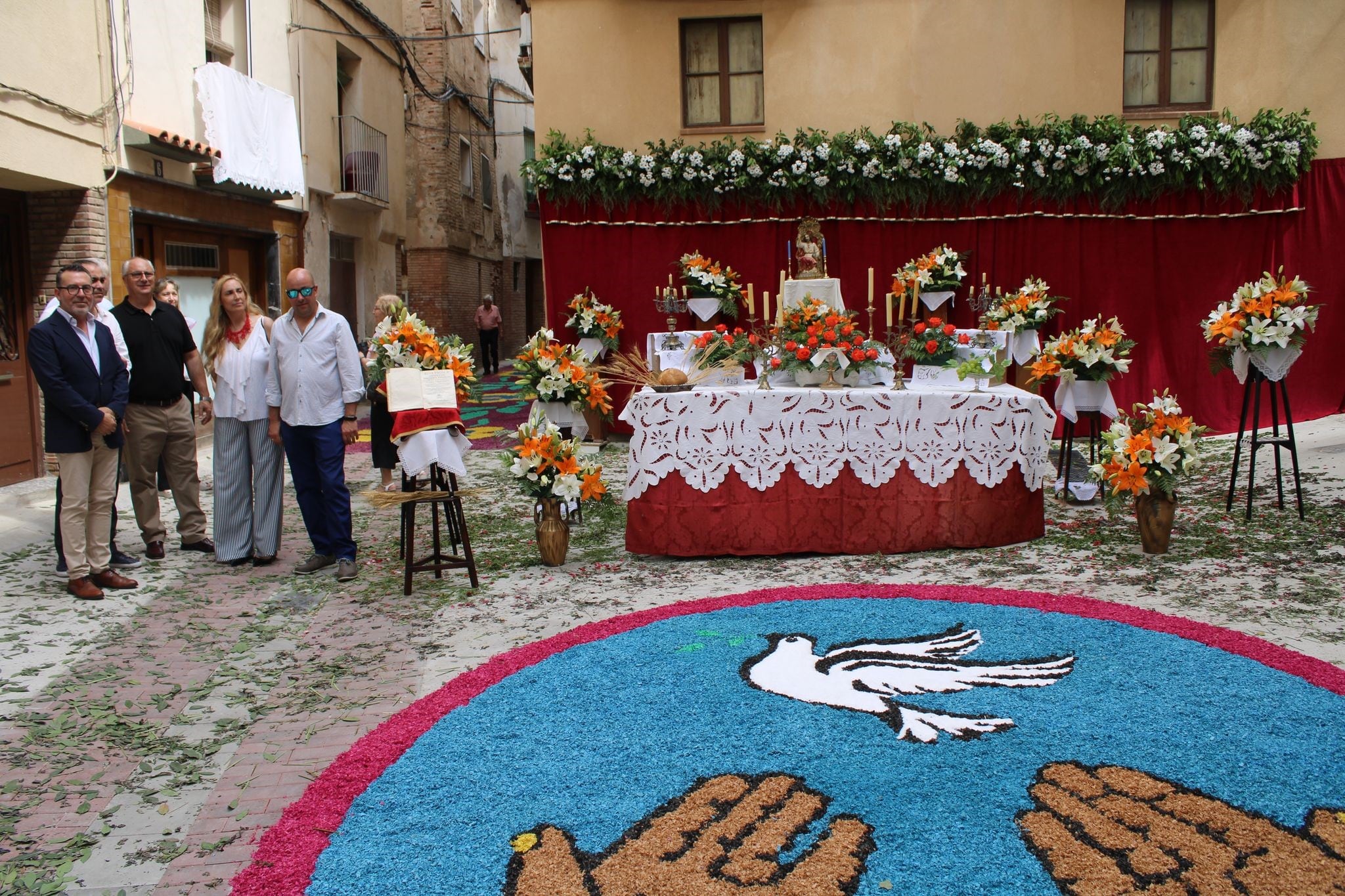 Alfombras en Tamarite de Litera con motivo de la festividad del Corpus Christi