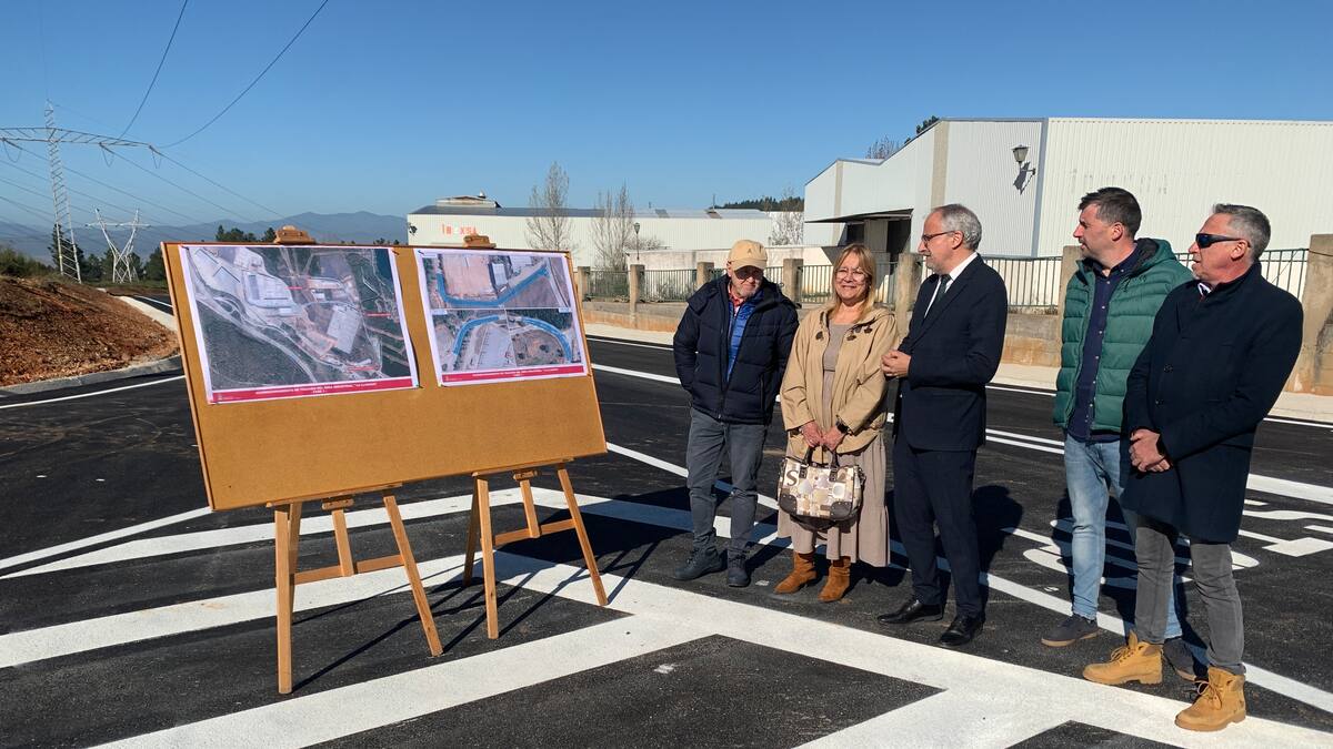 Concluida la reforma y ensanchamiento del vial de La Llanada para favorecer los transportes especiales