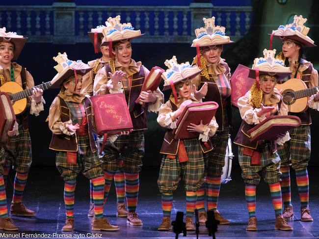 La actuación de la comparsa infantil Si yo te contara