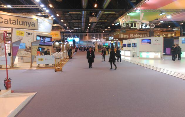 El stand de Castilla-La Mancha se encuentra junto al de Cataluña, Islas Baleares y Melilla