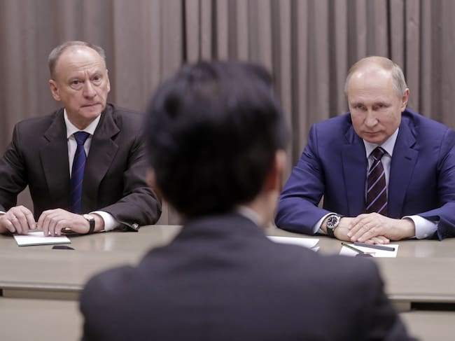 Vladimir Putin junto a Nikolai Patrushev