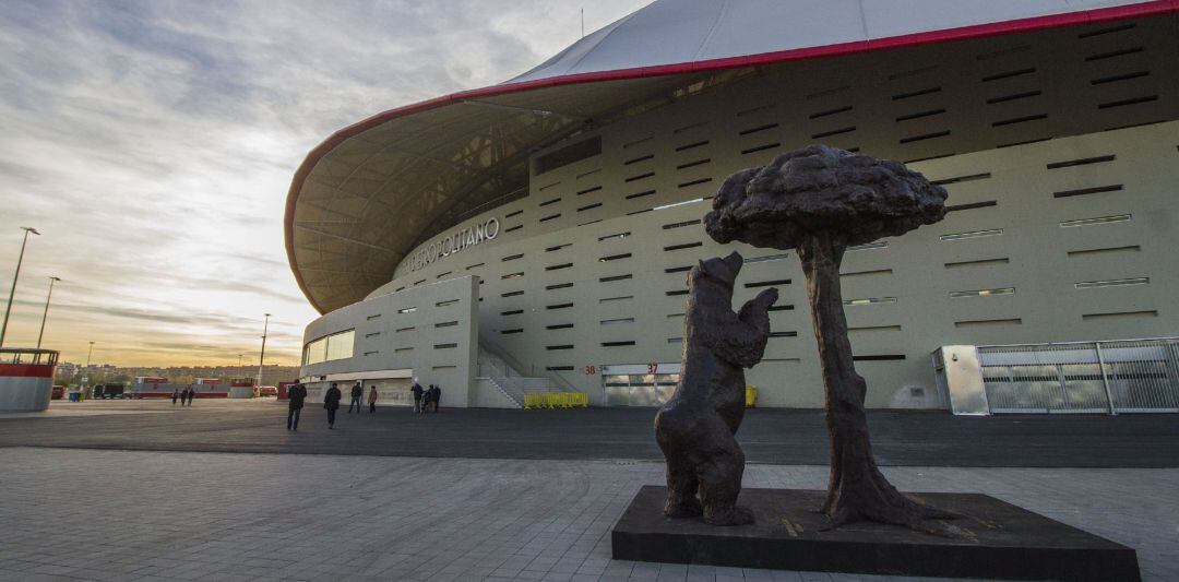 Estatua oso madroño Wanda Metropolitano