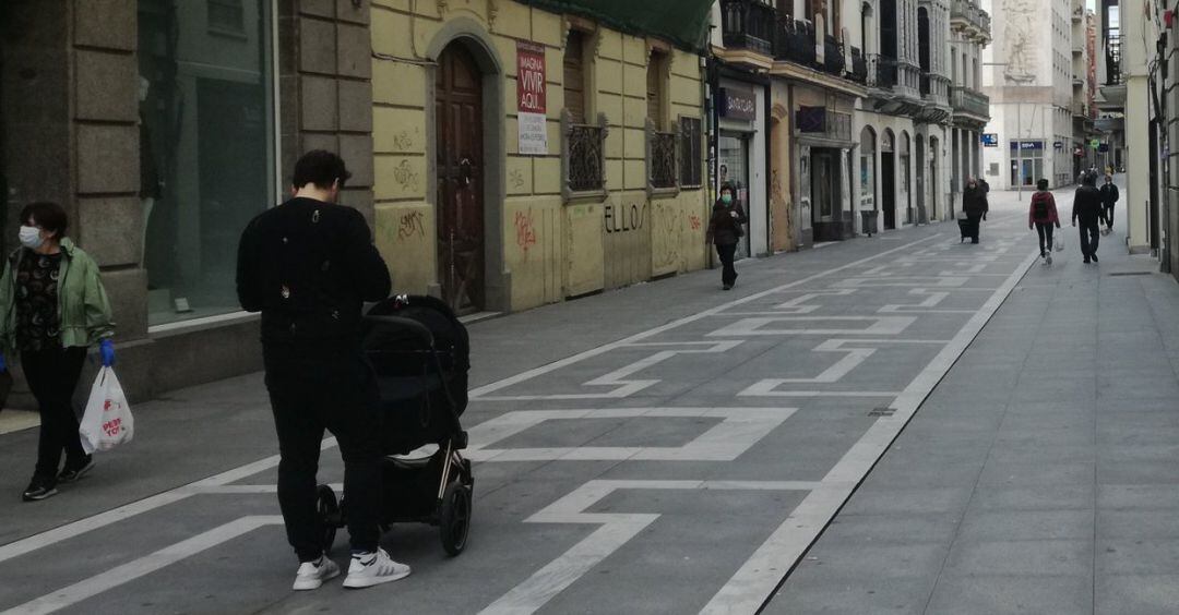 Calle Santa Clara, en la capital, este sábado