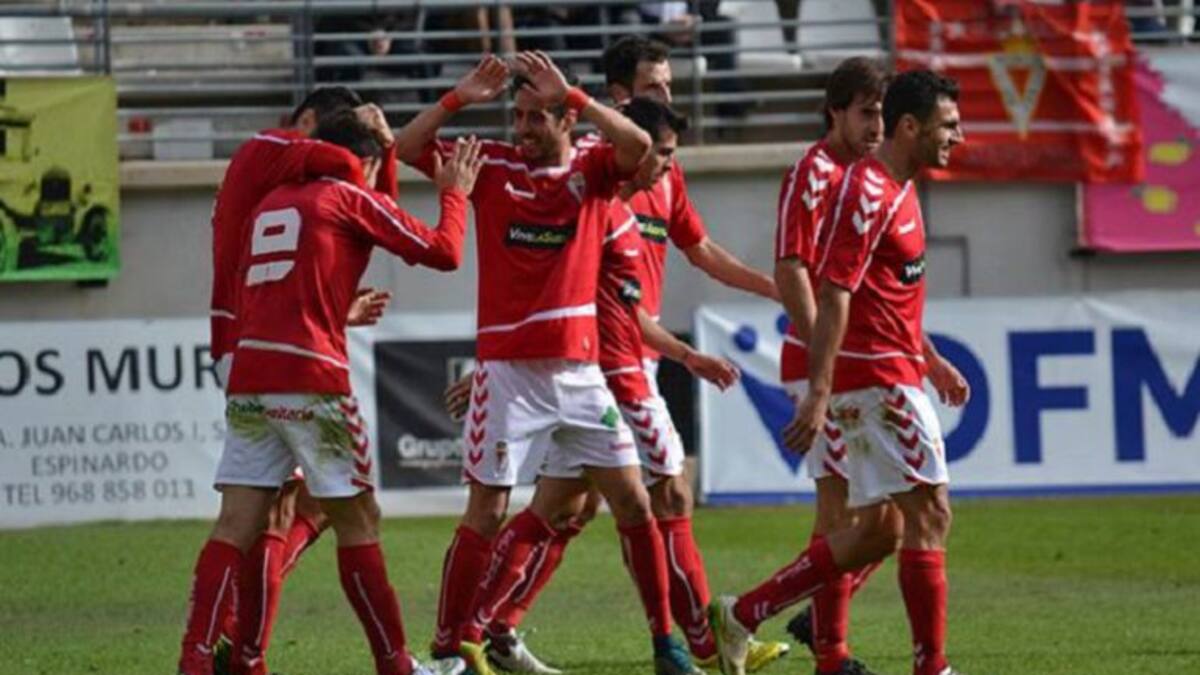 El Real Murcia de Aira pulveriza récords