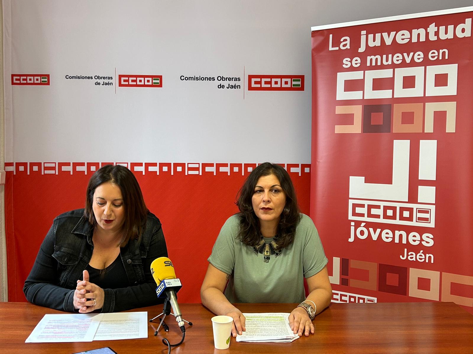 De izqda a dcha, Silvia de la Torre, secretaria provincial de CCOO, y Silvia Cazalilla, responsable de Mujer, Juventud e Igualdad.