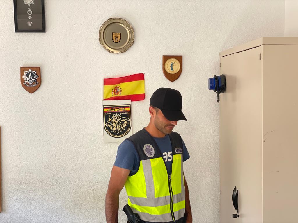 Manu, agente de la Policía Nacional de Benalmádena que fue herido al ser embestido por unos narcos a la altura de Monturque