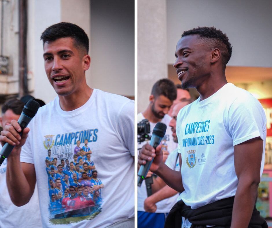 Jorge Rodríguez (i) y Haji, durante la celebración del ascenso a 2ª RFEF