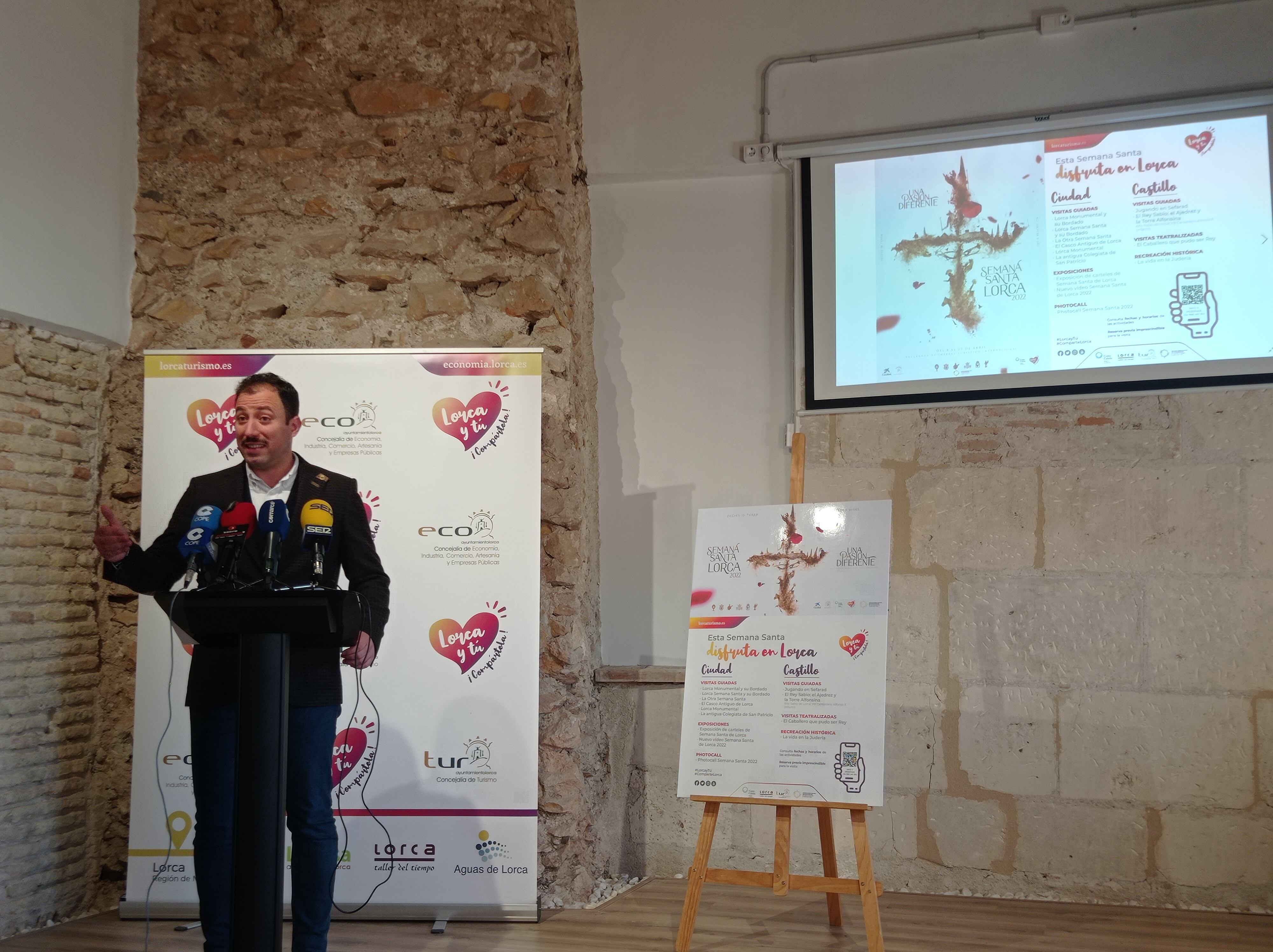 El vicealcalde, Francisco Morales, presenta el dispositivo de turismo de la Semana Santa