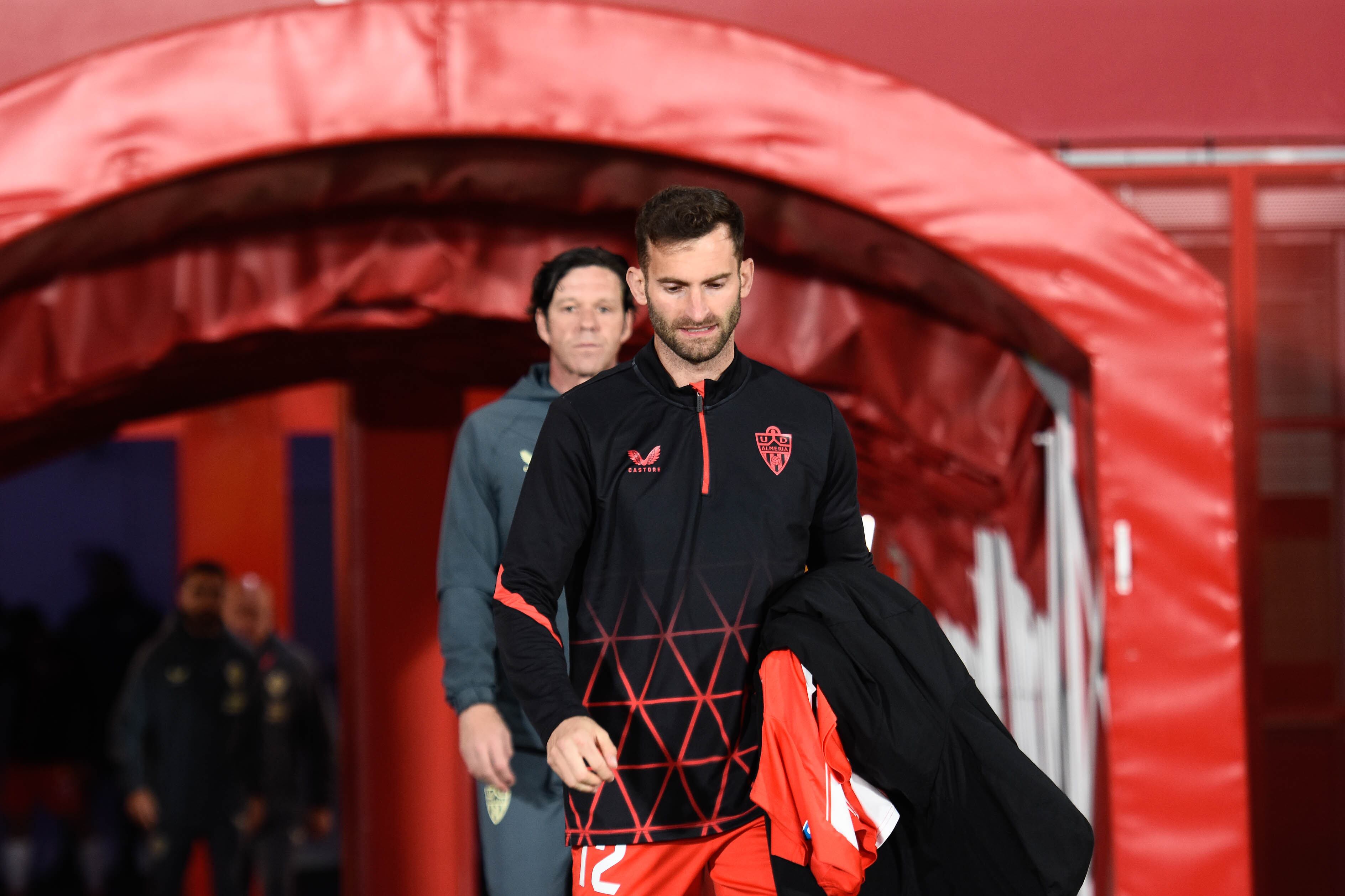 Leo Baptistao saliendo al Estadio de los Juegos Mediterráneos.