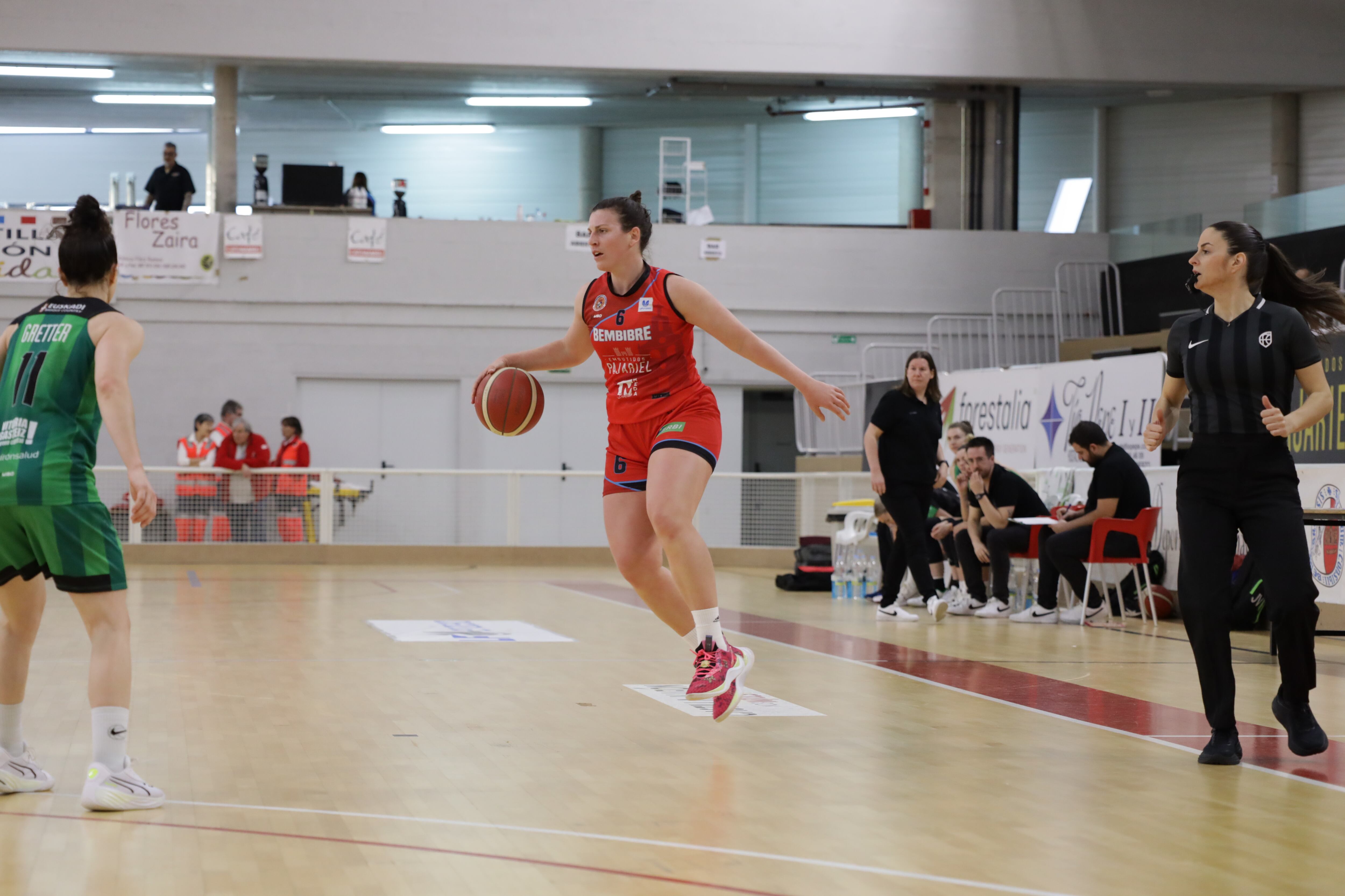 El conjunto berciano volvió a ofrecer una imagen no acorde con la categoría