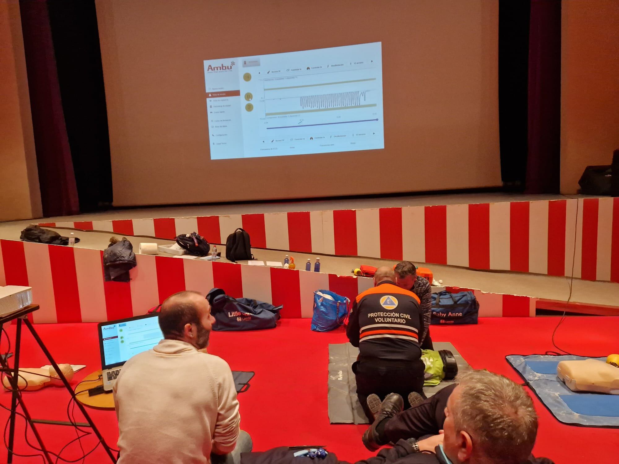 Curso de RCP/DEA Protección Civil Iniesta