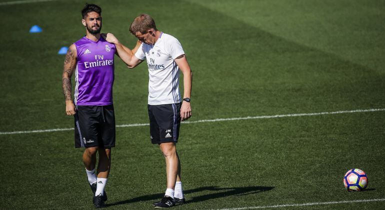 El centrocampista del Real Madrid Isco Alarcón, durante un entrenamiento.